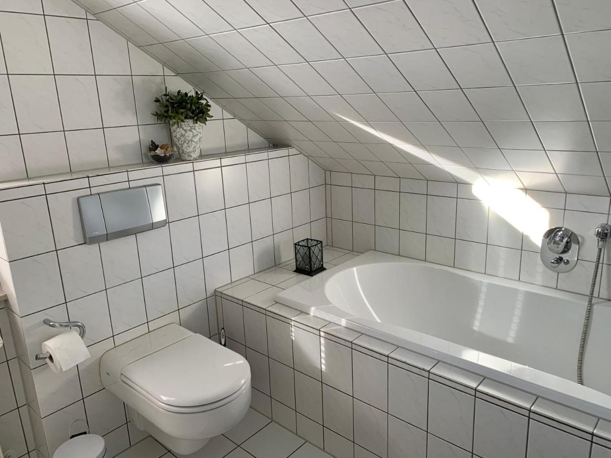 Meine Oase Ferienwohnung !!! Nicht Fuer Monteure !!! Horn-Bad Meinberg Esterno foto